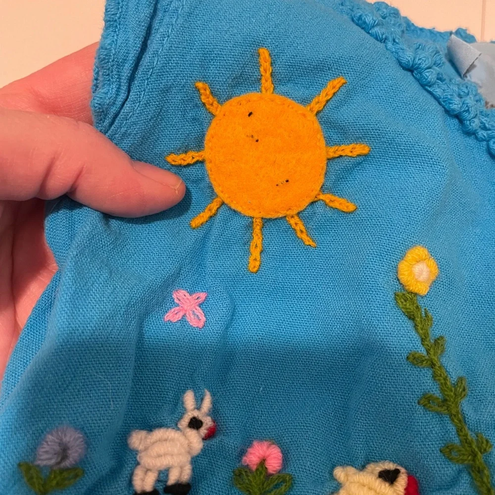Isabella Mia Cotton Sundress Embroidered Flowers Bees Blue Size 8 Floral Peru